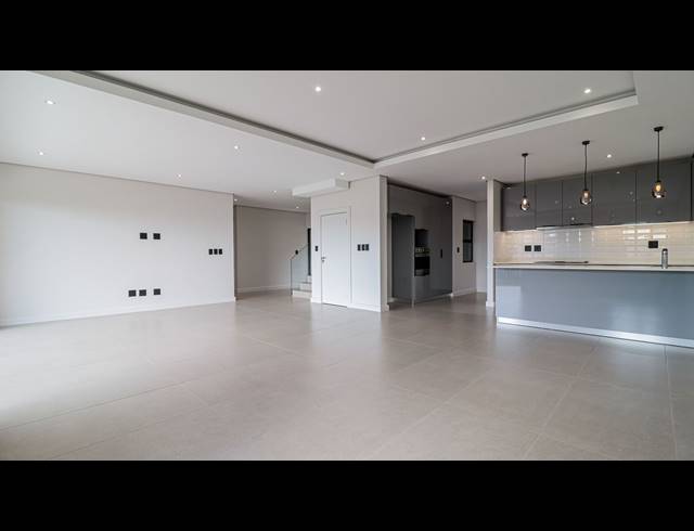 4 BEDROOM HOUSE FOR SALE IN IZINGA RIDGE
